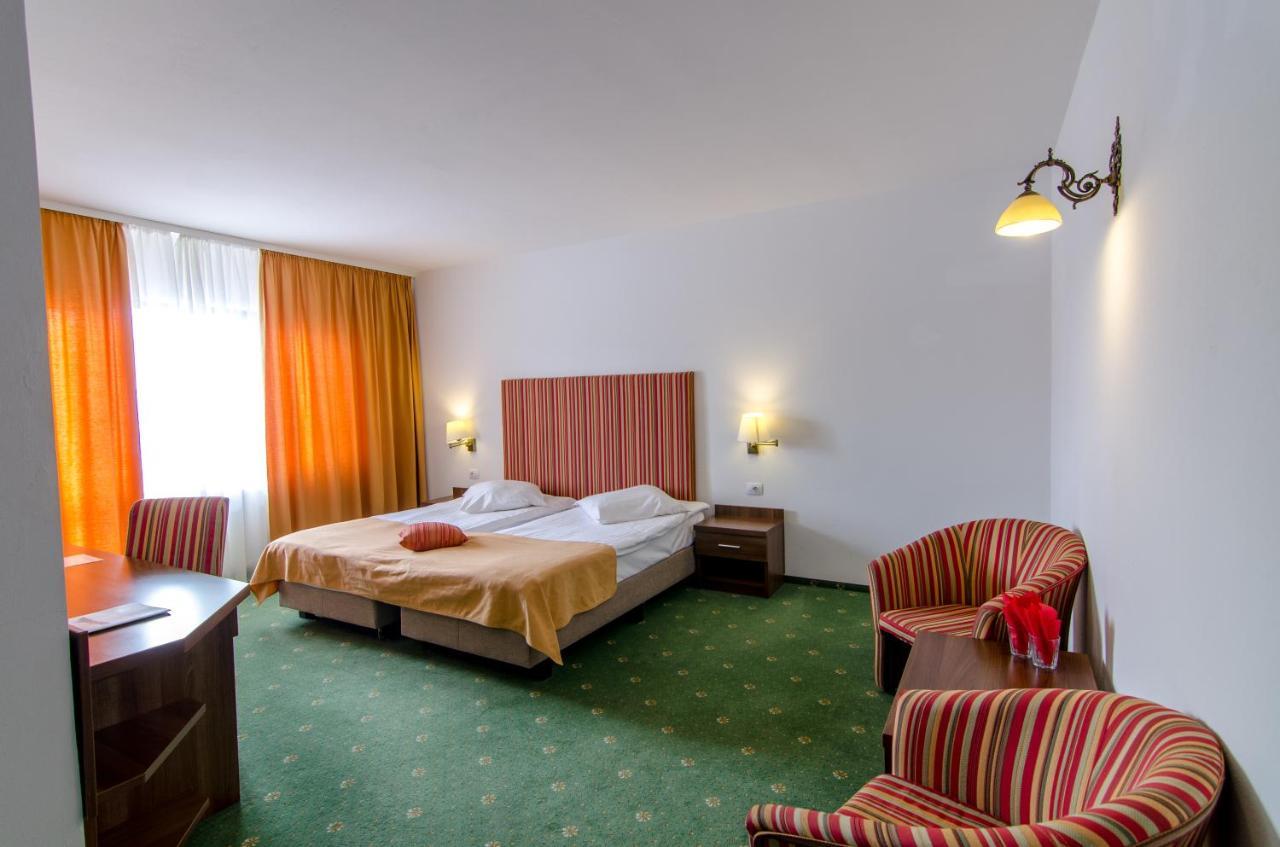 Cheile Gradistei Fundata Resort Exterior foto